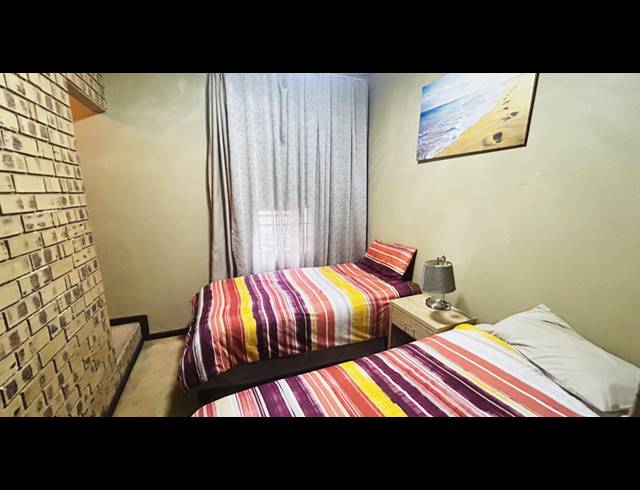 4 BEDROOM HOUSE FOR SALE IN GLENVISTA